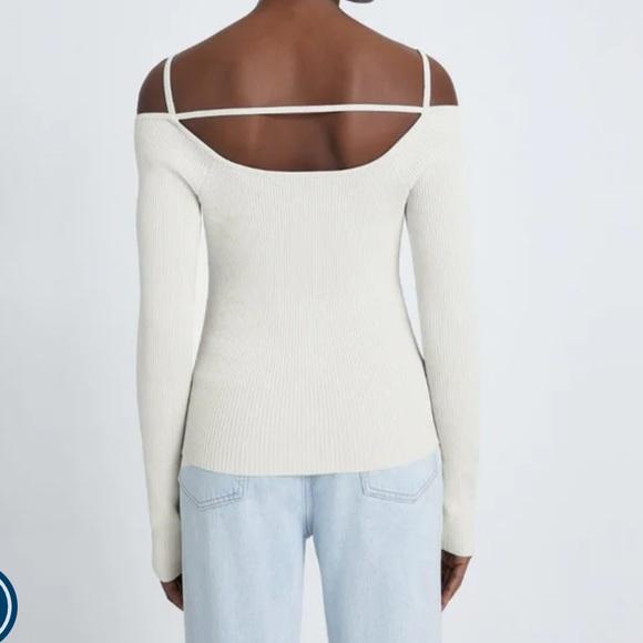 Off shoulder top in cream - Picture 3 of 8